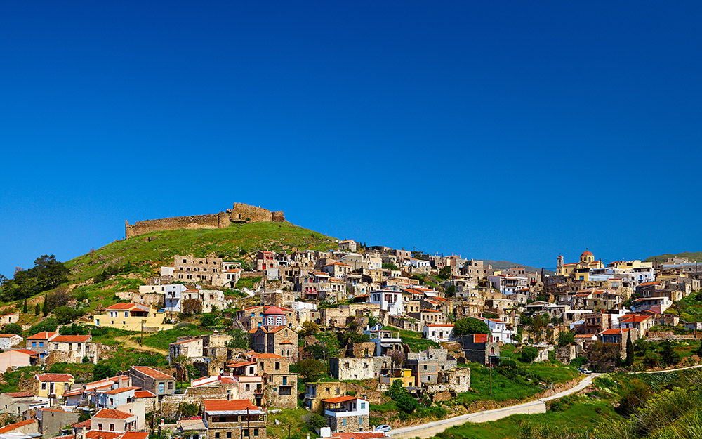 το-πάσχα-στη-χίο-είναι-εκρηκτικό-562335889