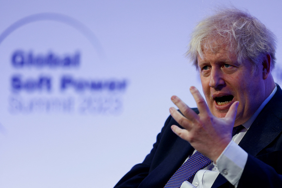 βρετανία-ο-μπόρις-τζόνσον-αδειάζει-562302739