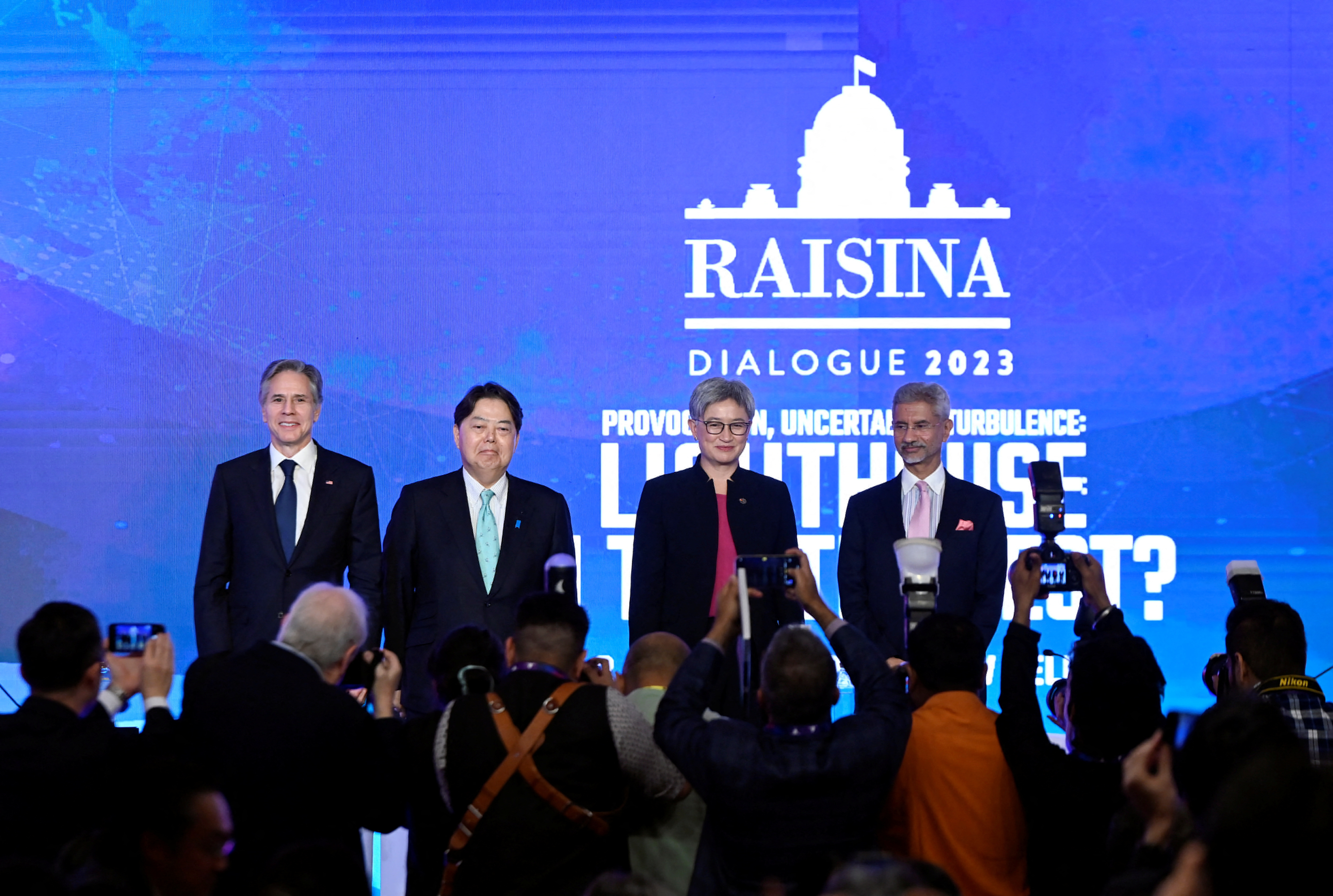 Πόλεμος στην Ουκρανία: Αντίσταση στο Μπαχμούτ – Ανησυχίες για τις κινήσεις του Πεκίνου-2