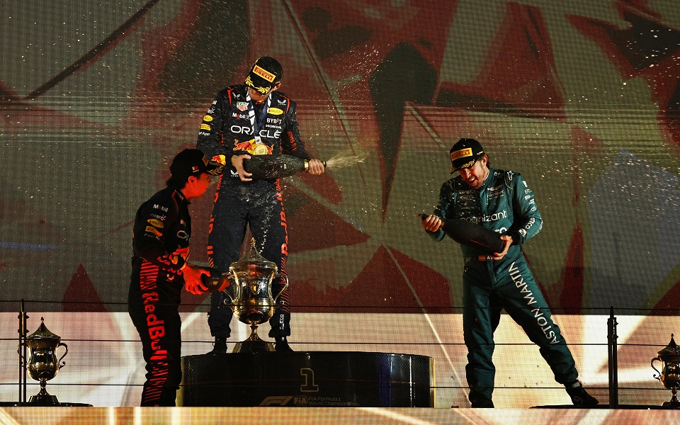 φόρμουλα-1-ο-αλόνσο-πανηγύρισε-τη-νίκη-562310404