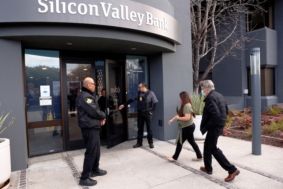 κατάρρευση-silicon-valley-bank-ξεκινούν-έρευνες-αν-562323139