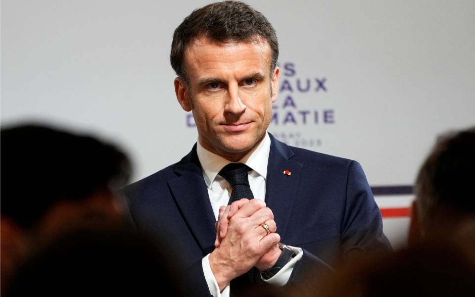 η-γαλλία-σε-αναβρασμό-η-πρόταση-μομφής-562330300