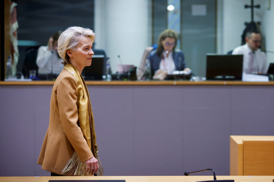 φον-ντερ-λάιεν-για-κίνα-εχει-γίνει-πιο-562347352