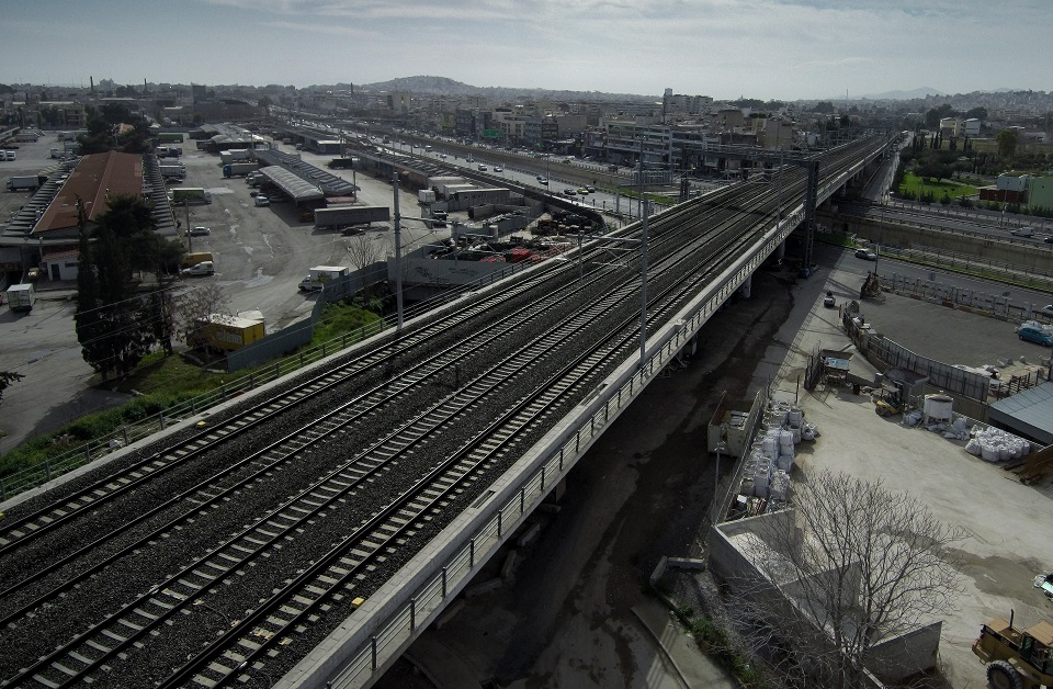 τρένα-στις-3-απριλίου-επιστρέφει-το-δρο-562347118