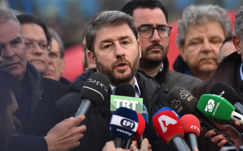 ανδρουλάκης-για-τραγωδία-στα-τέμπη-στ-562301023