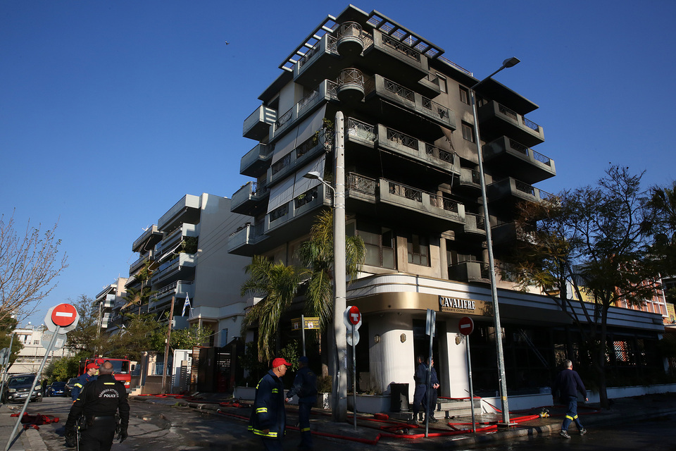 Νέα Σμύρνη: Η μαρτυρία για εμπρησμό στο εστιατόριο και η έρευνα της Πυροσβεστικής-1