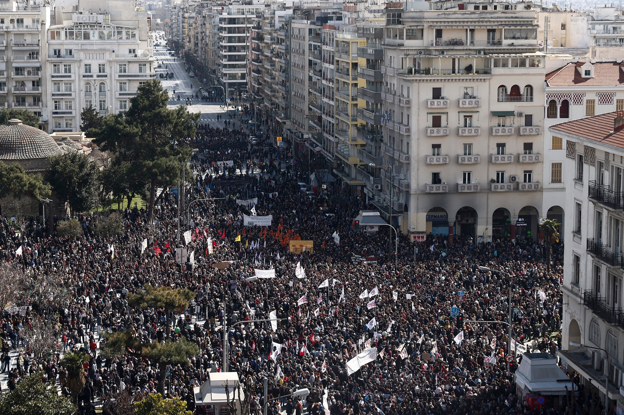 Διαδηλώσεις για την τραγωδία στα Τέμπη: «Το έγκλημα αυτό έχει ιστορία»-1