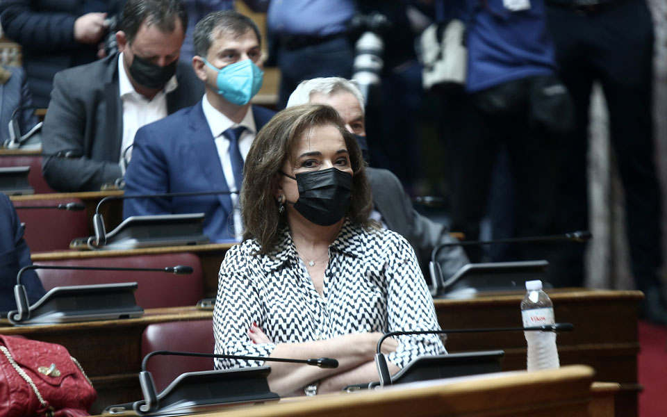 μπακογιάννη-το-πασοκ-είναι-ο-επικρατέ-562345078