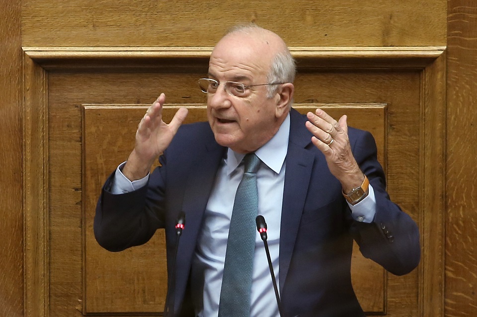 ν-δ-για-νάσο-αθανασίου-σε-ένα-κανονικ-562340479