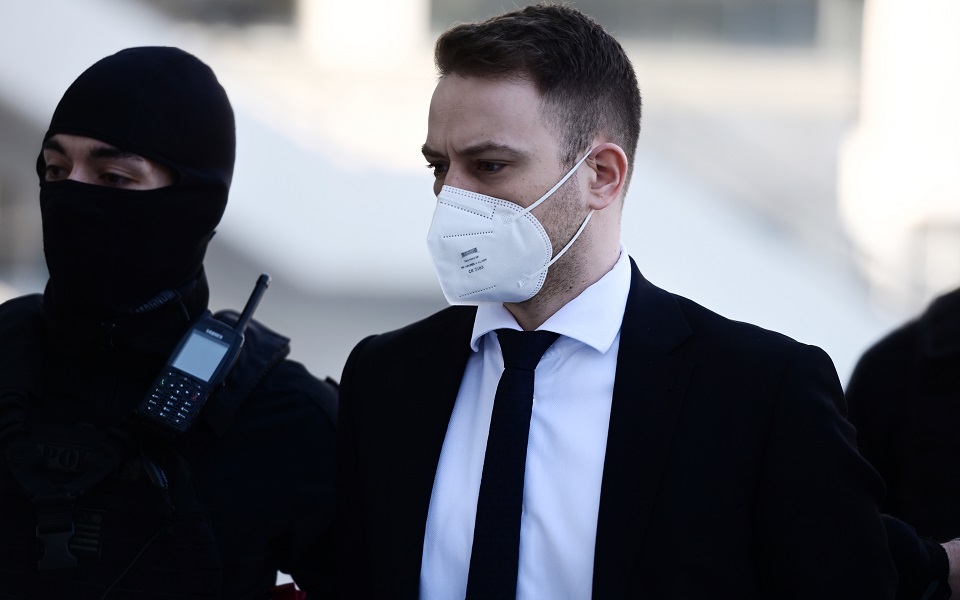 γλυκά-νερά-στο-μoe-ο-μπάμπης-αναγνωστόπ-562342660