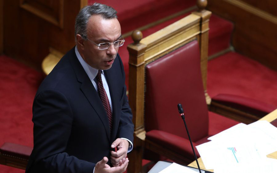 φρένο-πολλών-δισεκατομμυρίων-στο-παγ-562324774