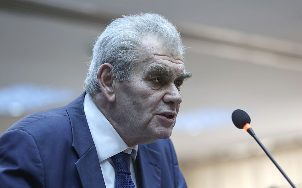 παπαγγελόπουλος-κατασκευασμένες-οι-562307542