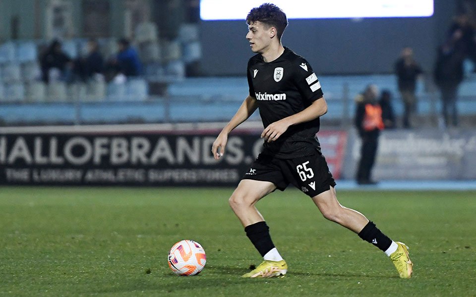 γ-κωνσταντέλιας-εσβησε-20-κεράκια-και-α-562308874