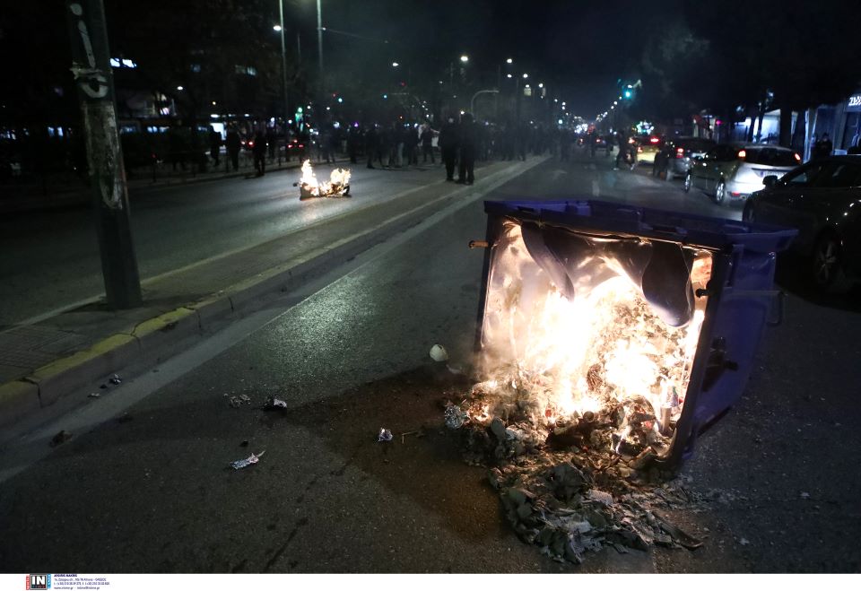 eπεισόδια-έξω-από-τα-γραφεία-της-hellenic-train-562301227