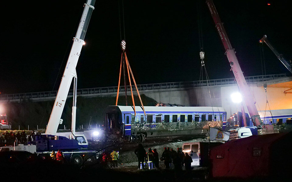 τραγωδία-στα-τέμπη-το-2021-έγινε-έλεγχος-γ-562311097