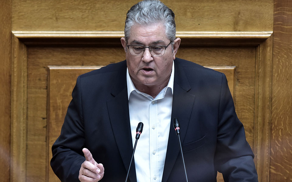 δ-κουτσούμπας-ένοχοι-είστε-όλοι-σας-ό-562314031