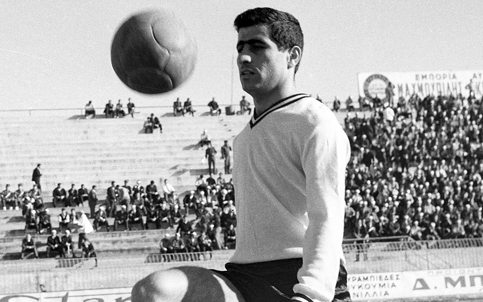 ύστατο-χαίρε-στον-μίμη-παπαϊωάννου-562326508