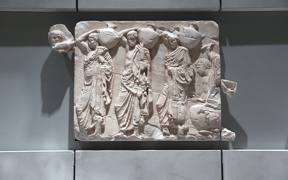Μουσείο Ακρόπολης: Οριστική επανένωση παρθενώνειων θραυσμάτων από τα Μουσεία του Βατικανού-1