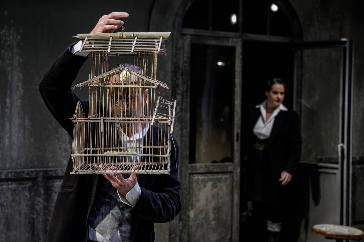 Κραδασμοί στις θεατρικές σκηνές-2