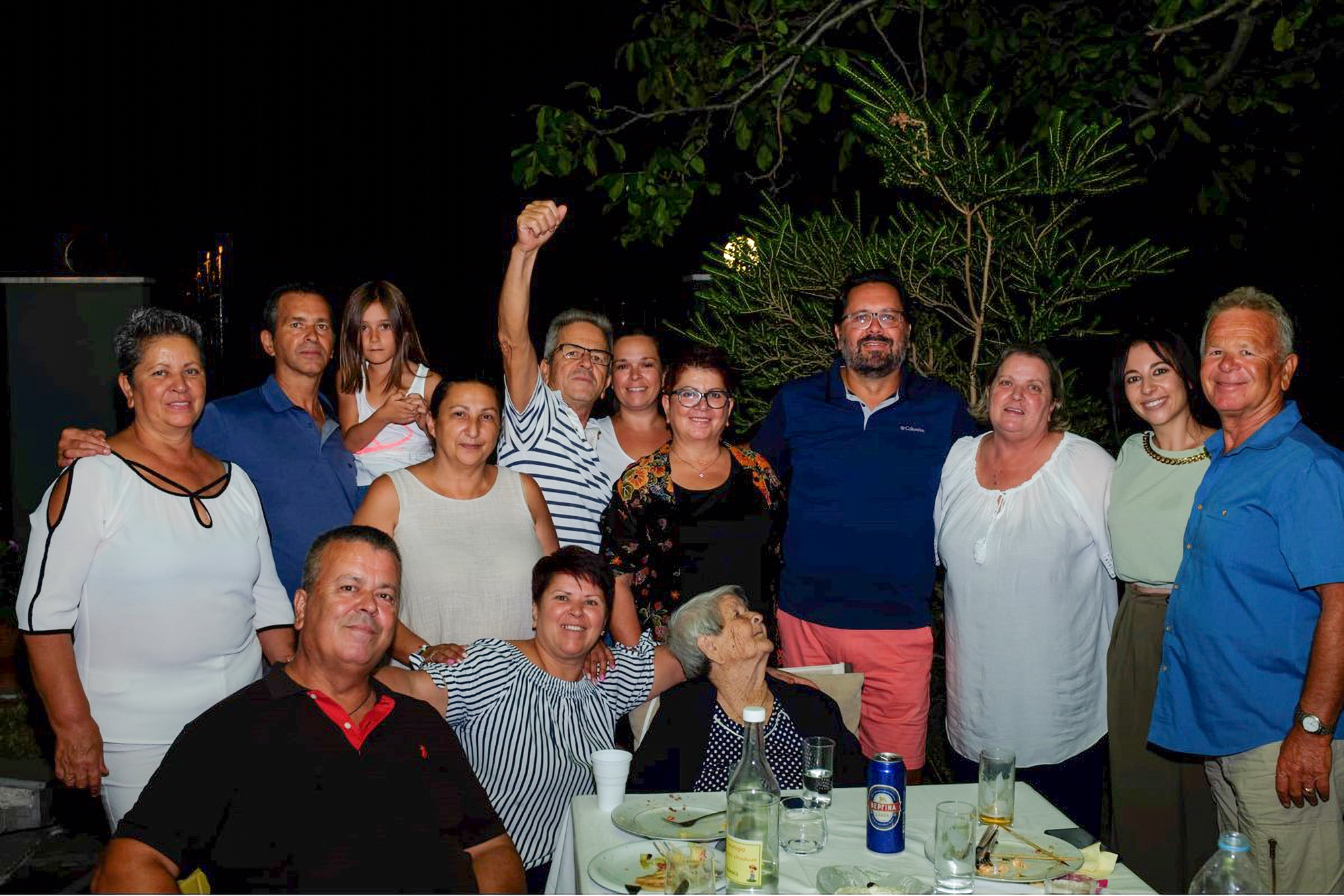 νόμιζα-πως-ήμουν-μόνος-τώρα-έχω-οκτώ-αδ-562328467