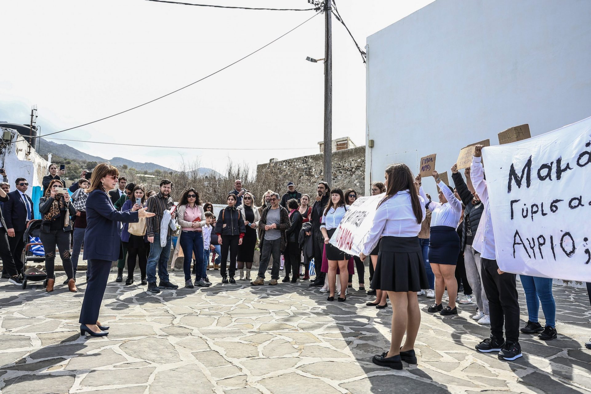 Στη Νίσυρο η Πρόεδρος της Δημοκρατίας για την επέτειο της Επανένωσης-2