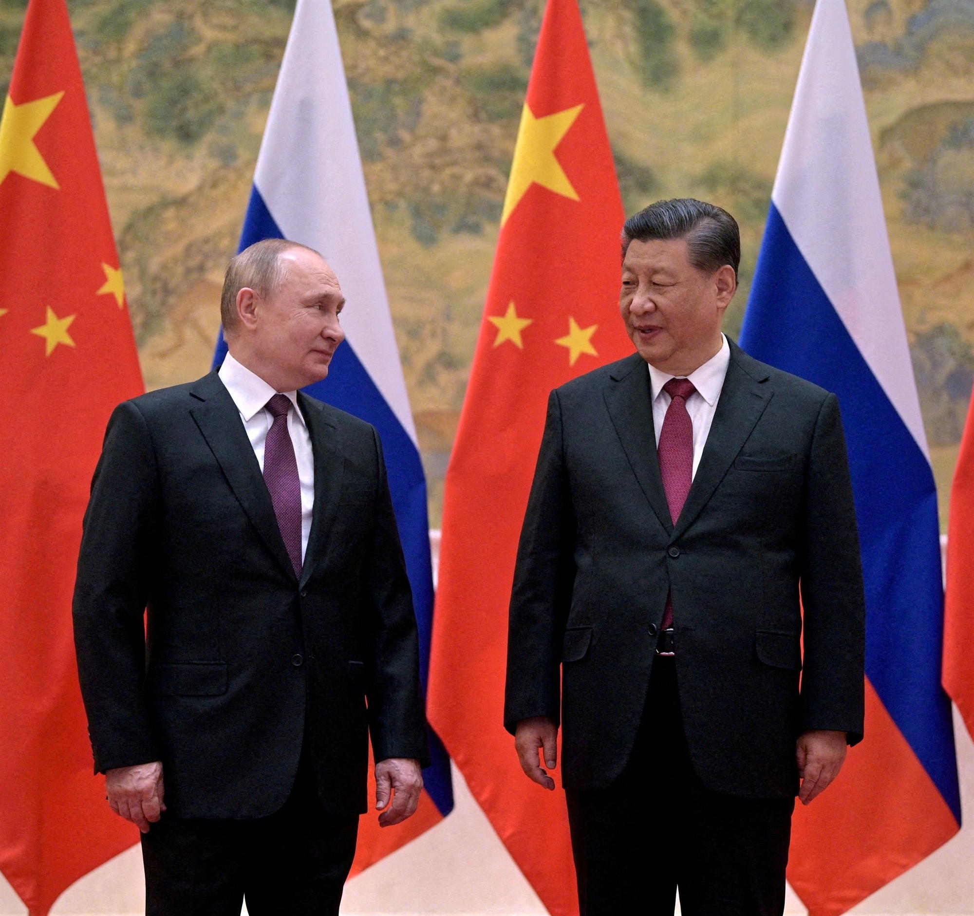 η-κίνα-παρεμβαίνει-στο-ουκρανικό-562327660