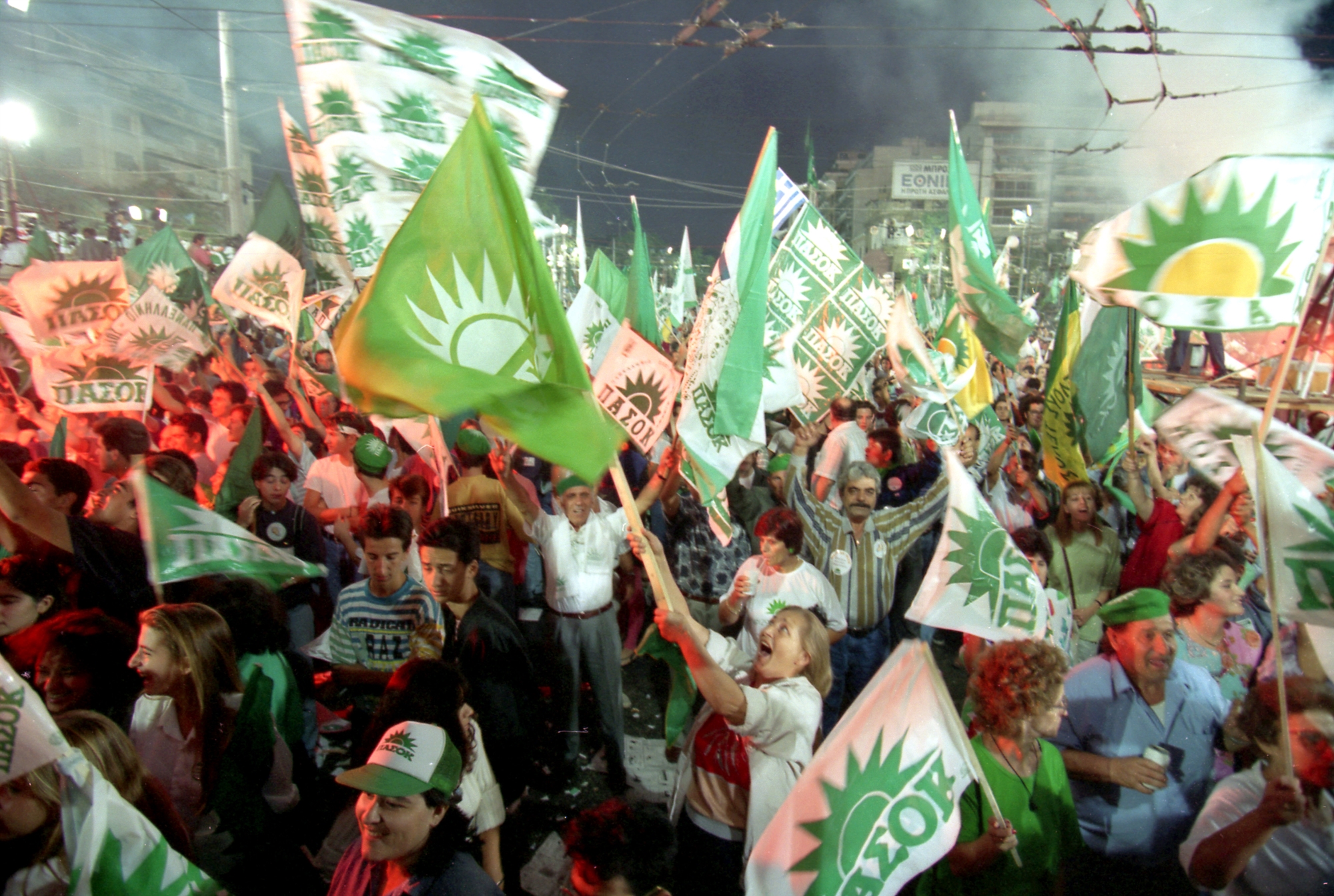 η-ολική-επαναφορά-πασοκ-και-παπανδρέο-562328575