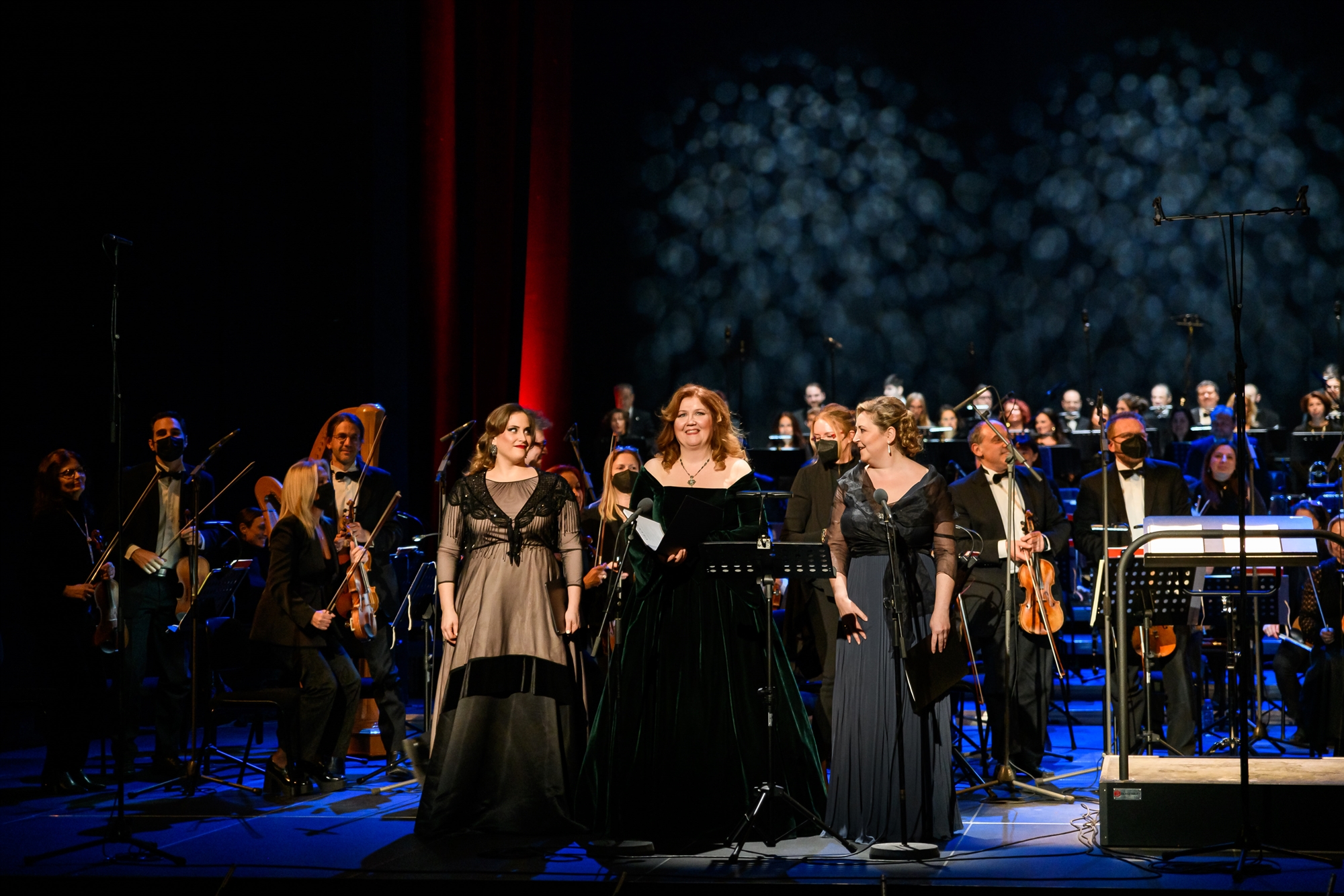 γκαλά-όπερας-για-τα-100-χρόνια-από-τη-γένν-562306930