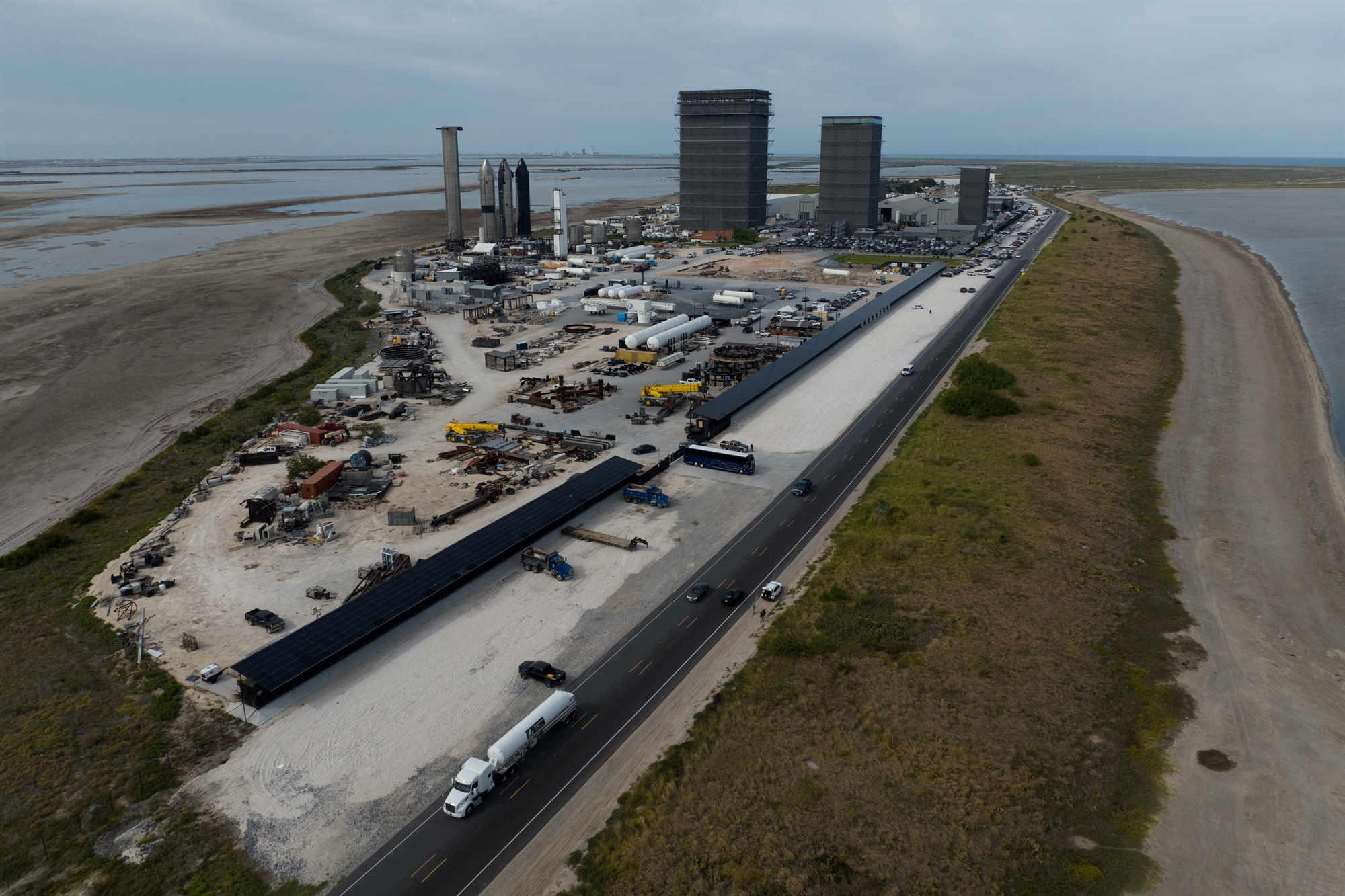 ο-μασκ-σχεδιάζει-να-χτίσει-πόλη-στο-τέξ-562317718