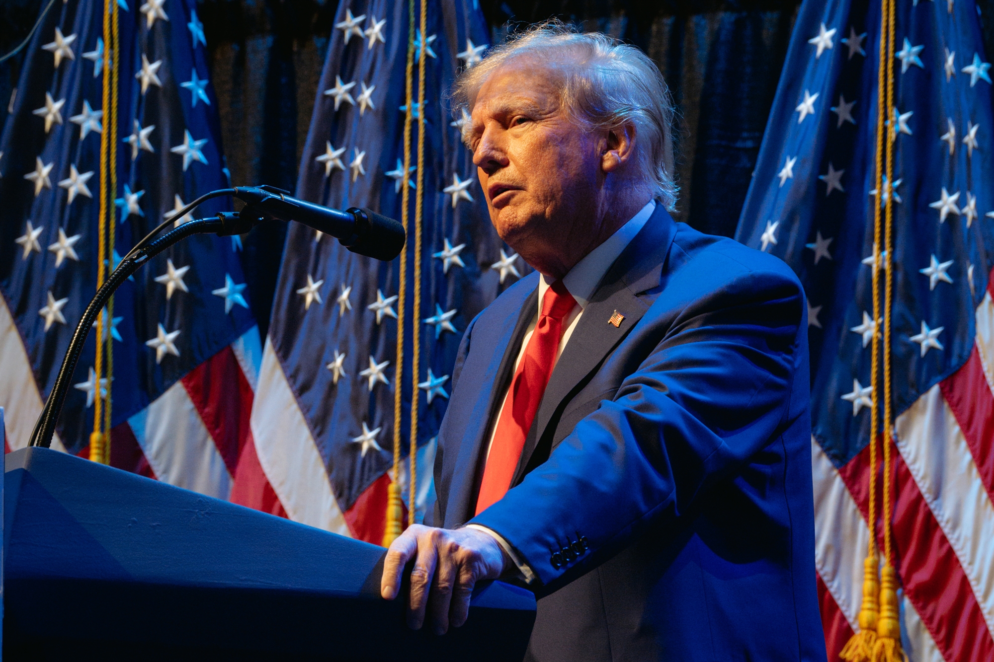 ηπα-στα-σχοινιά-ο-τραμπ-ανησυχία-για-562331338