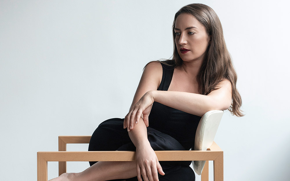 ρούμενα-μπουζάροφσκα-η-φεμινιστική-φ-562310575