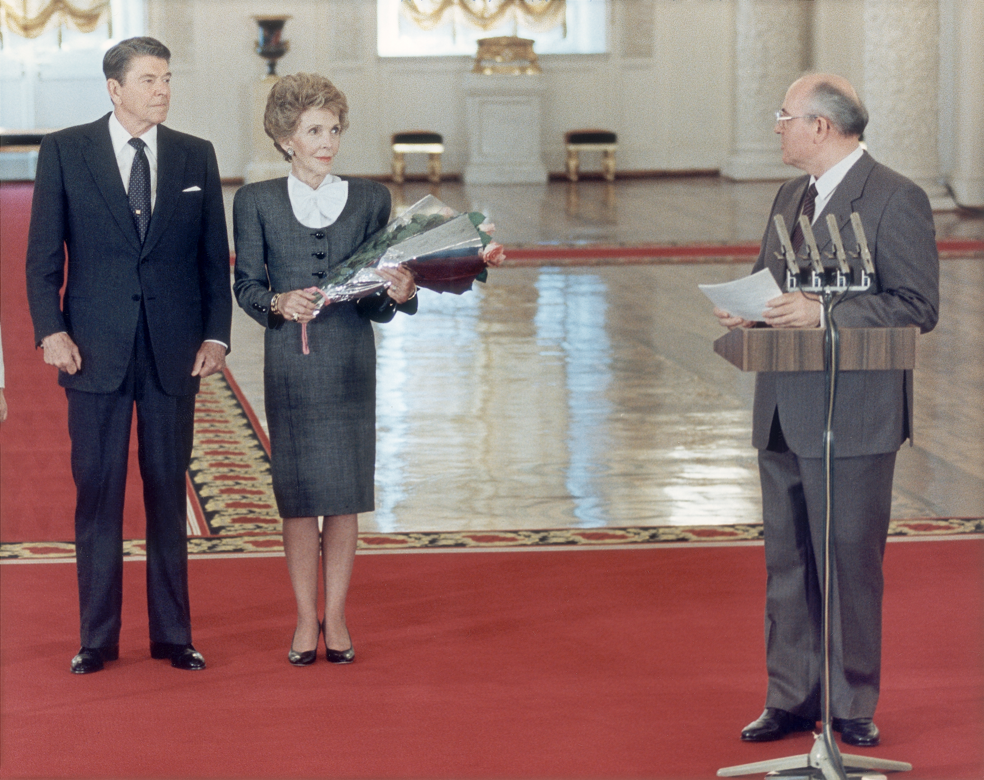 Η διπλωματία του παγωτού που «πάντα περιμένει τον Σι στη Μόσχα»-9