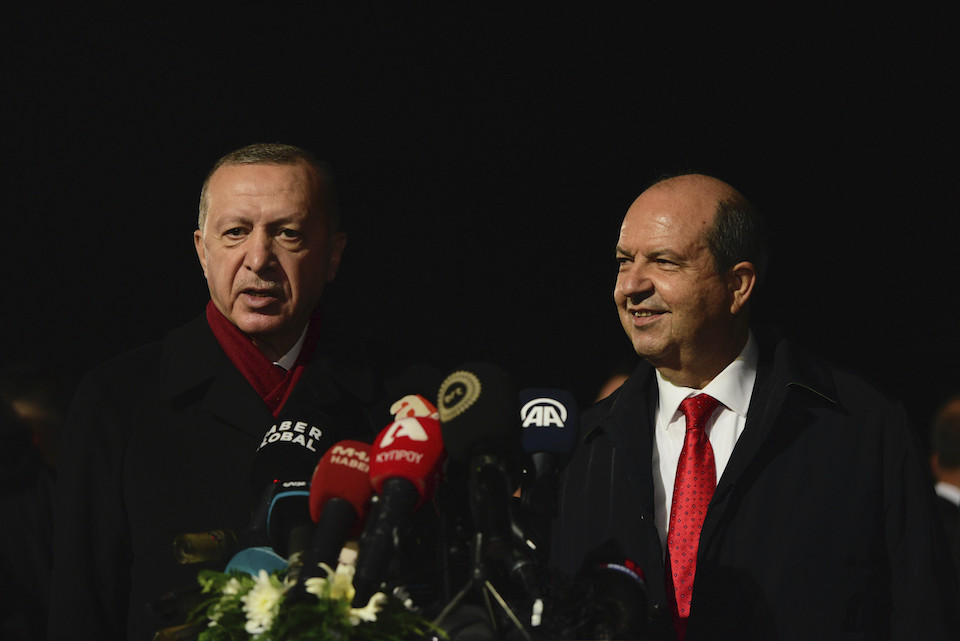 από-την-επανένωση-στα-σενάρια-διχοτόμ-562312834