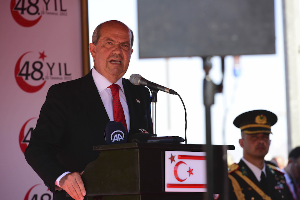 τατάρ-η-εε-δεν-έχει-θέση-στο-τραπέζι-τω-562317049