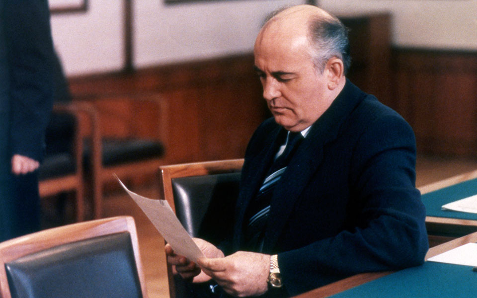 σαν-σήμερα-11-μαρτίου-1985-ο-μιχαήλ-γκορμπ-562310662