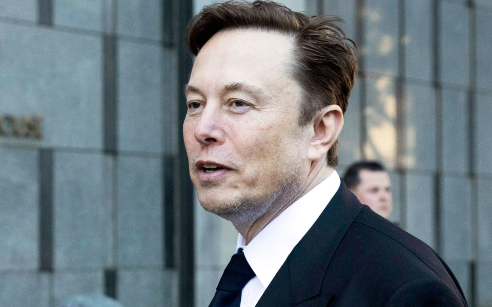 κόντρα-ελον-μασκ-που-για-τον-ρόλο-του-562336612