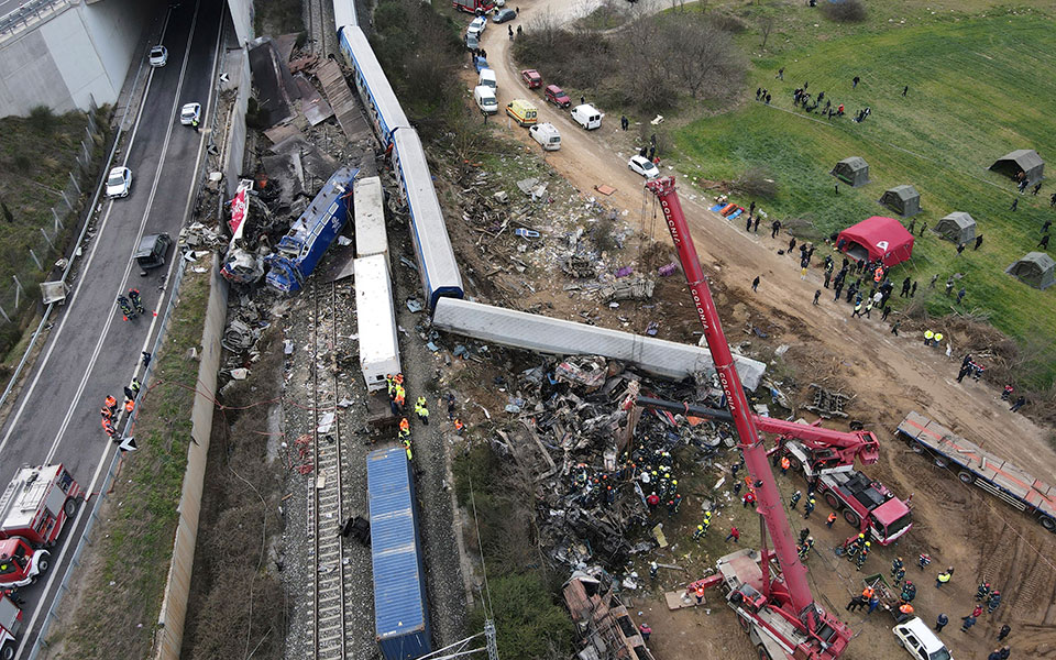 τραγωδία-στα-τέμπη-με-βαριές-κατηγορί-562302169