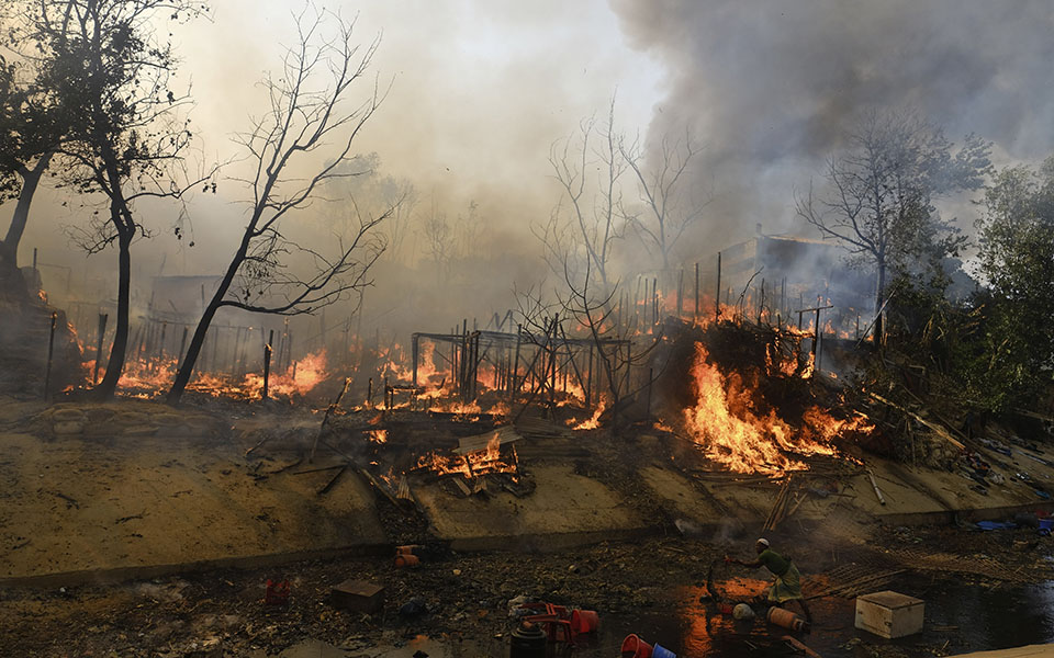 μπανγκλαντές-πυρκαγιά-κατέστρεψε-κα-562307881