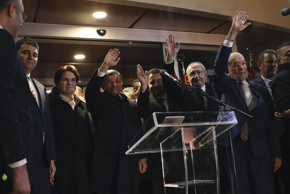 Τουρκία – εκλογές: Οι «μικροί» που θα κρίνουν το αποτέλεσμα και ο παράγοντας HDP-2