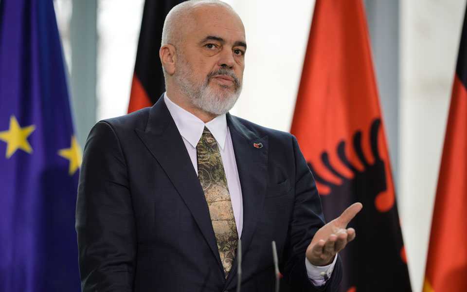 ράμα-επαίσχυντα-τα-σχόλια-της-βρετανί-562336417