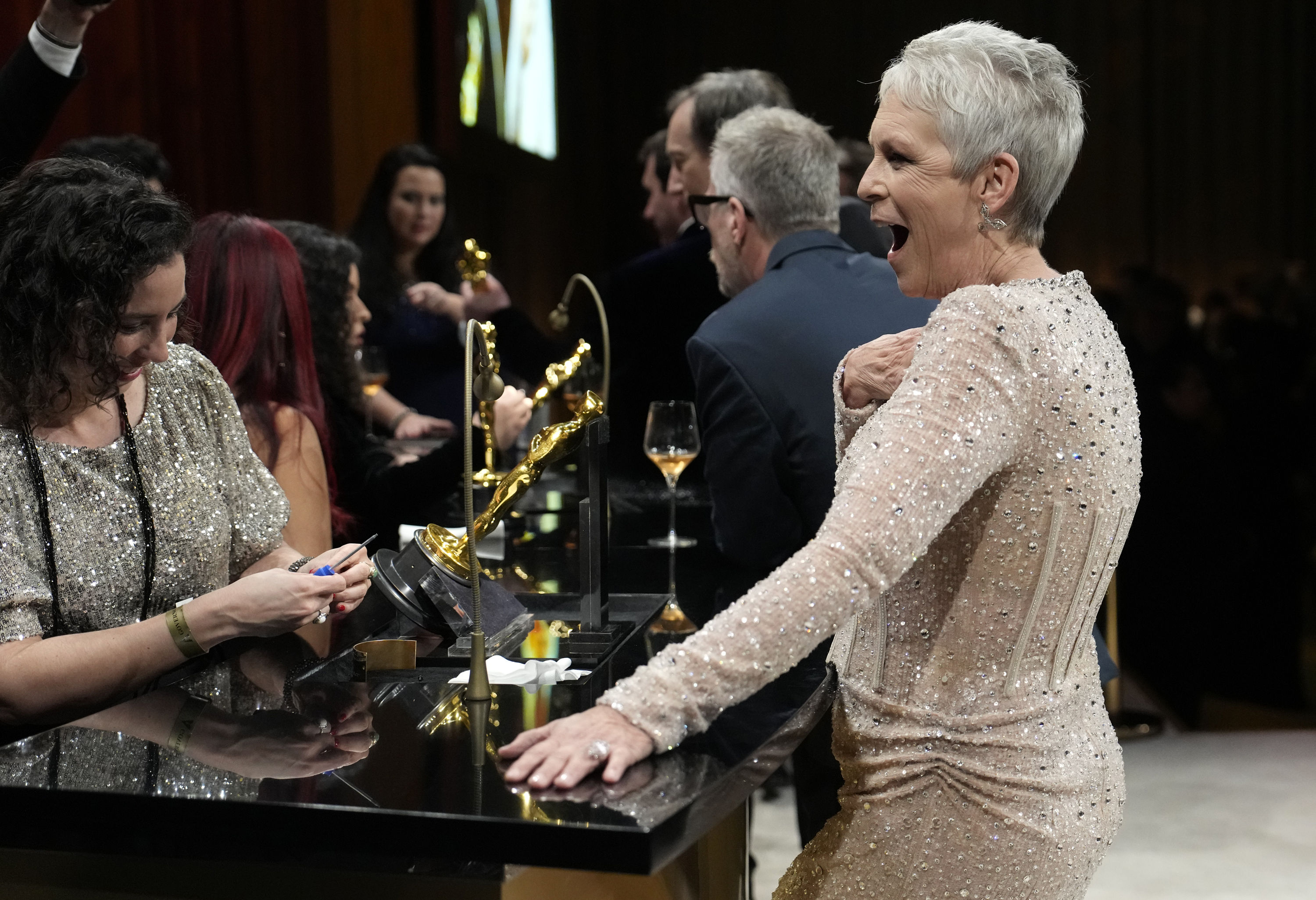 Οσκαρ: Οσα δεν έδειξε η κάμερα-4