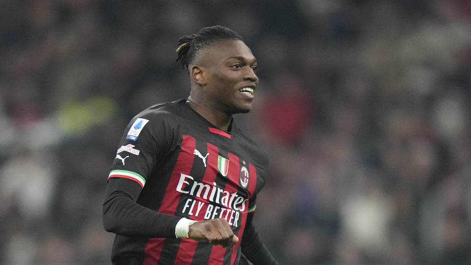 ενας-ράπερ-που-σκοράρει-562349323