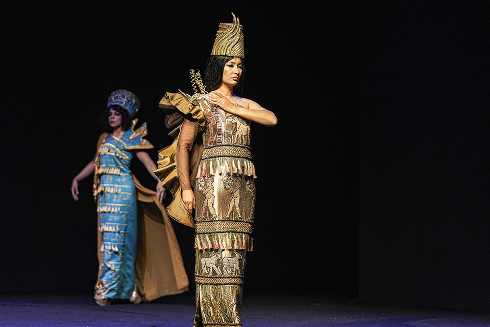 Τσάι και στέψη-1