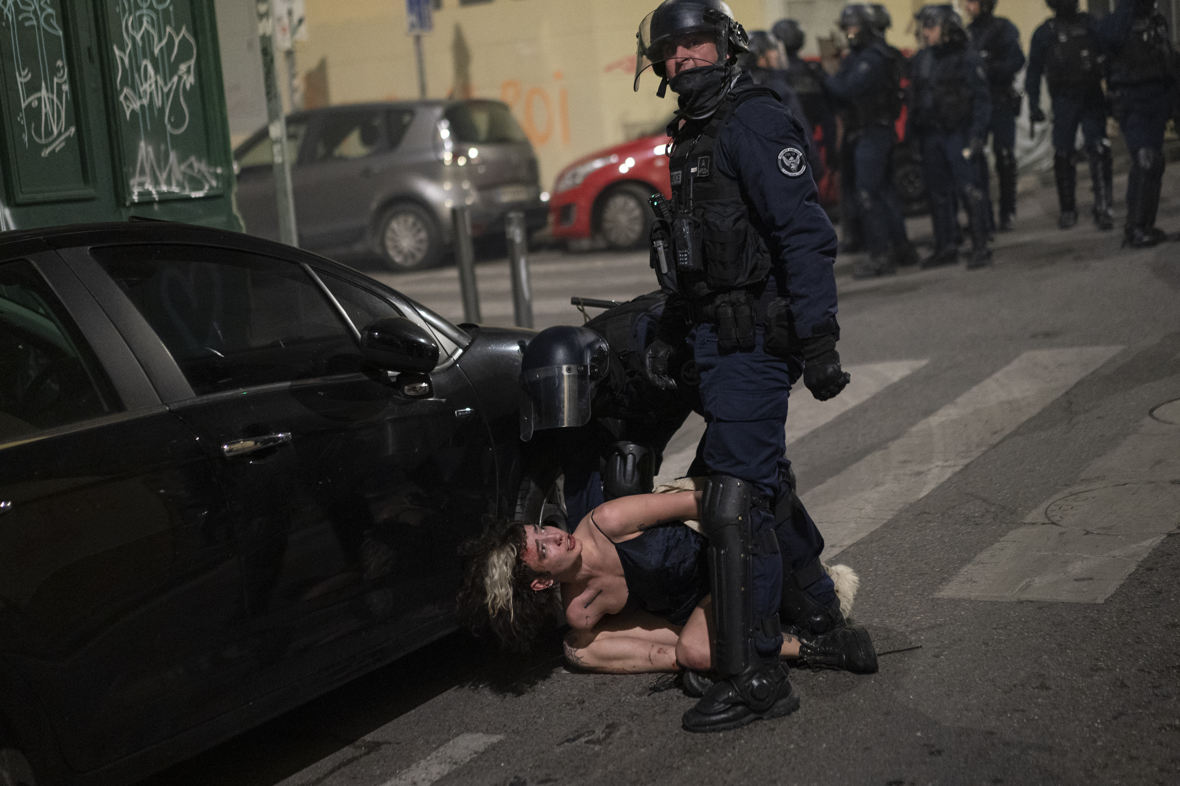 Πάνω από 120.000 διαδηλωτές διεθνώς τραυματίστηκαν από αστυνομικούς από το 2015-1