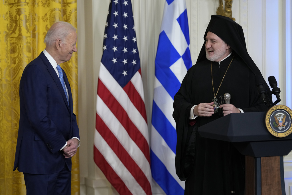 Η Ρίτα Γουίλσον τραγούδησε Σταμάτη Κόκοτα στον Λευκό Οίκο (βίντεο)-1