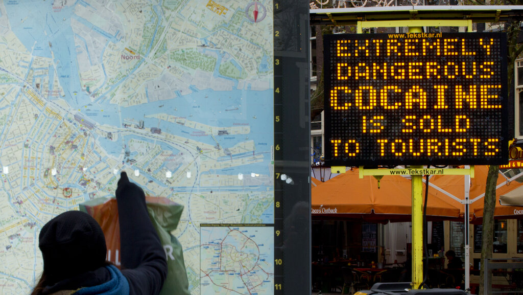 το-αμστερνταμ-καλεί-τους-βρετανούς-πο-562344865