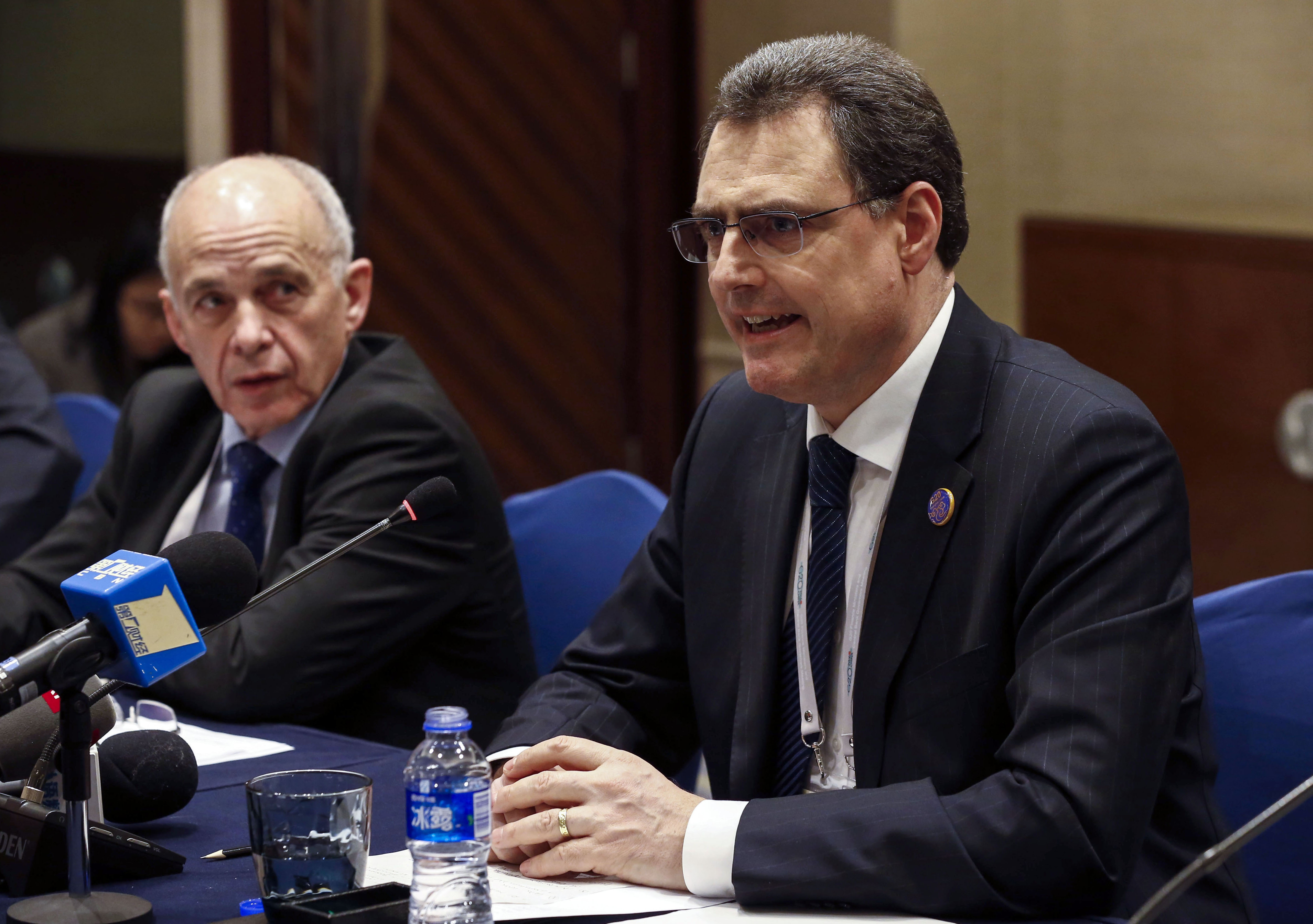 Credit Suisse: Η… «αγία τριάδα» της διάσωσης-3