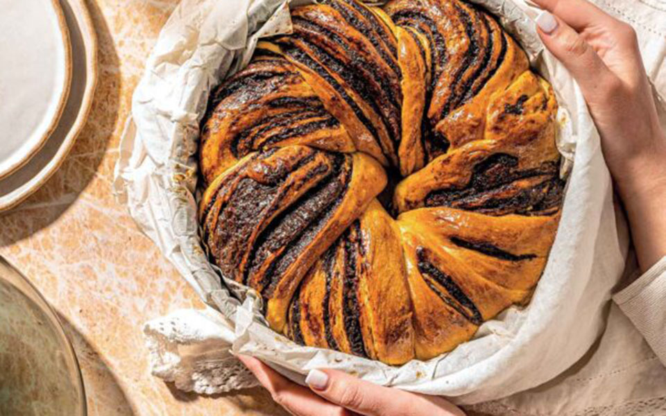 babka-το-εβραϊκό-γεμιστό-τσουρέκι-με-σοκολ-562345489