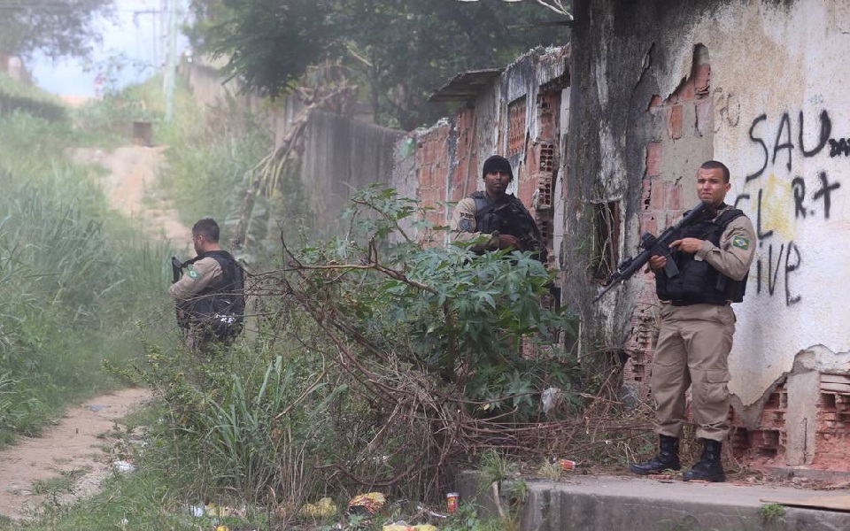 βραζιλία-δεκατρείς-νεκροί-σε-επέμβασ-562339123