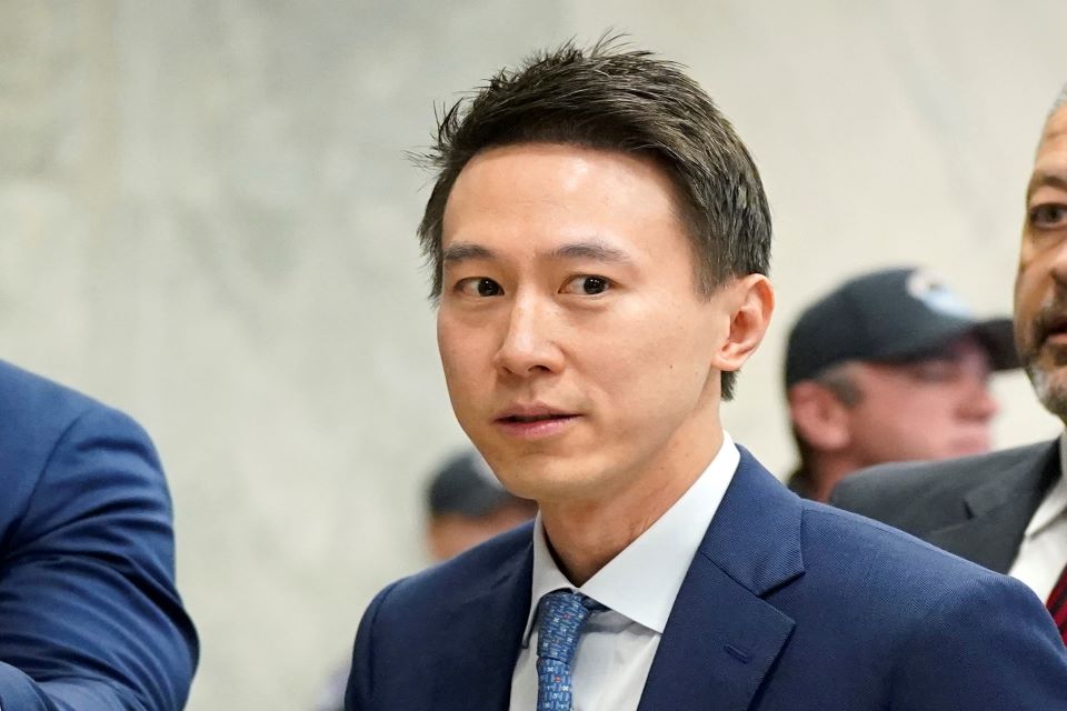 οι-ζούγκλες-του-μπρουνέι-η-goldman-sachs-και-το-tiktok-π-562336597